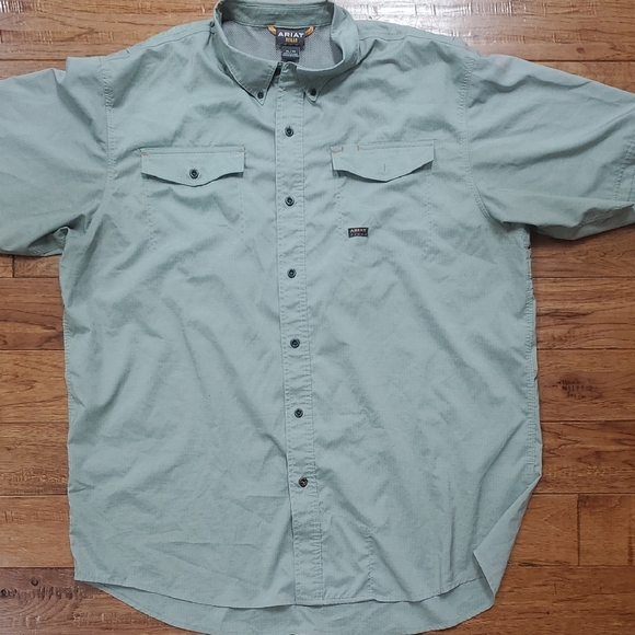 Ariat Other - Ariat ReBar Green Casual Button Down Shirt Lightweight Relaxed Fit